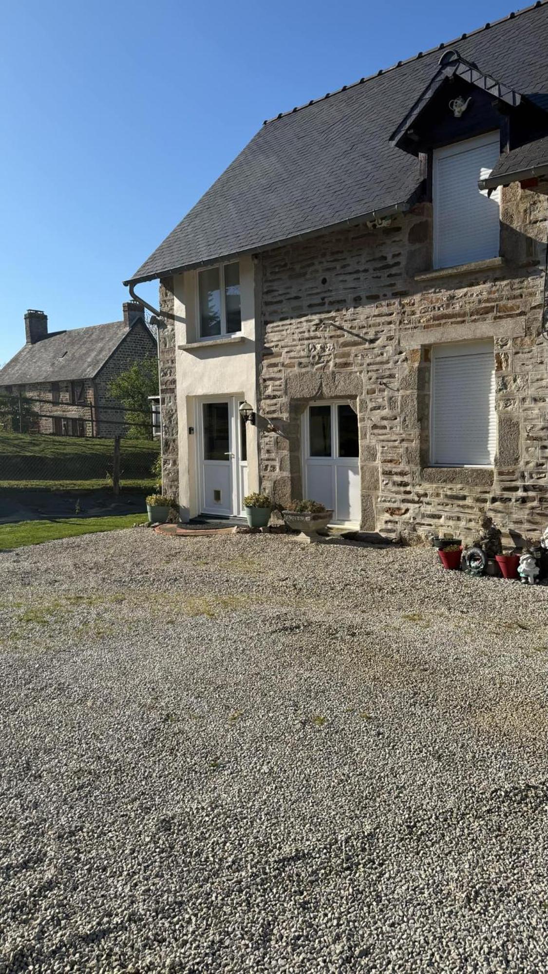 Maison La Touchardiere Barenton Exteriör bild